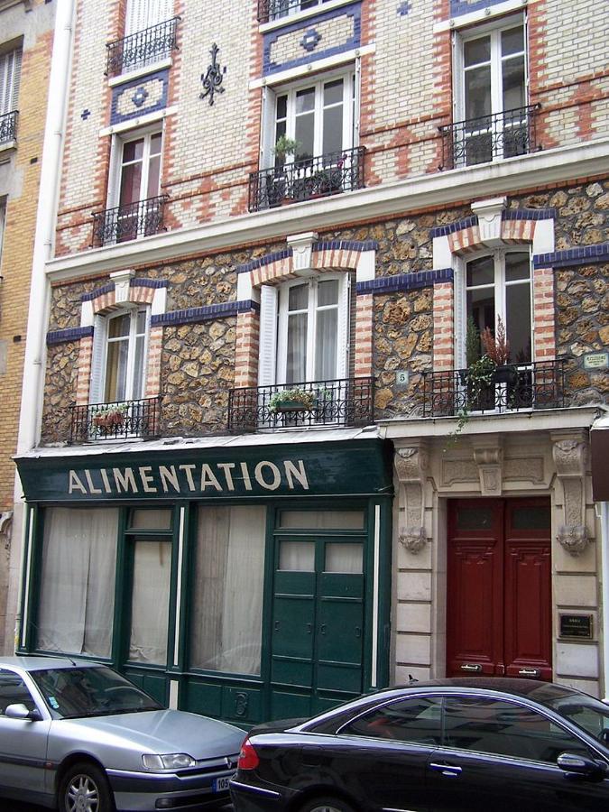 Petite Maison Avec Cour Dans Les Beaux Quartiers-Vous Faites Le Menage- Very Good Prices For T-H-E Location But You Have To Clea-N Th-E Flat Διαμέρισμα Παρίσι Εξωτερικό φωτογραφία