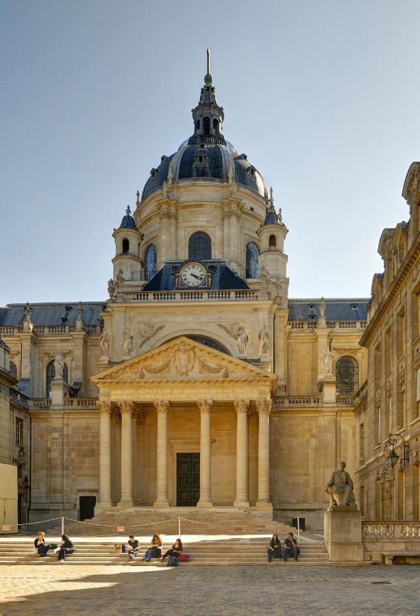 Petite Maison Avec Cour Dans Les Beaux Quartiers-Vous Faites Le Menage- Very Good Prices For T-H-E Location But You Have To Clea-N Th-E Flat Διαμέρισμα Παρίσι Εξωτερικό φωτογραφία